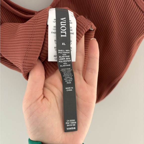 Vuori Rust Ribbed Crop Top - Picture 3 of 3